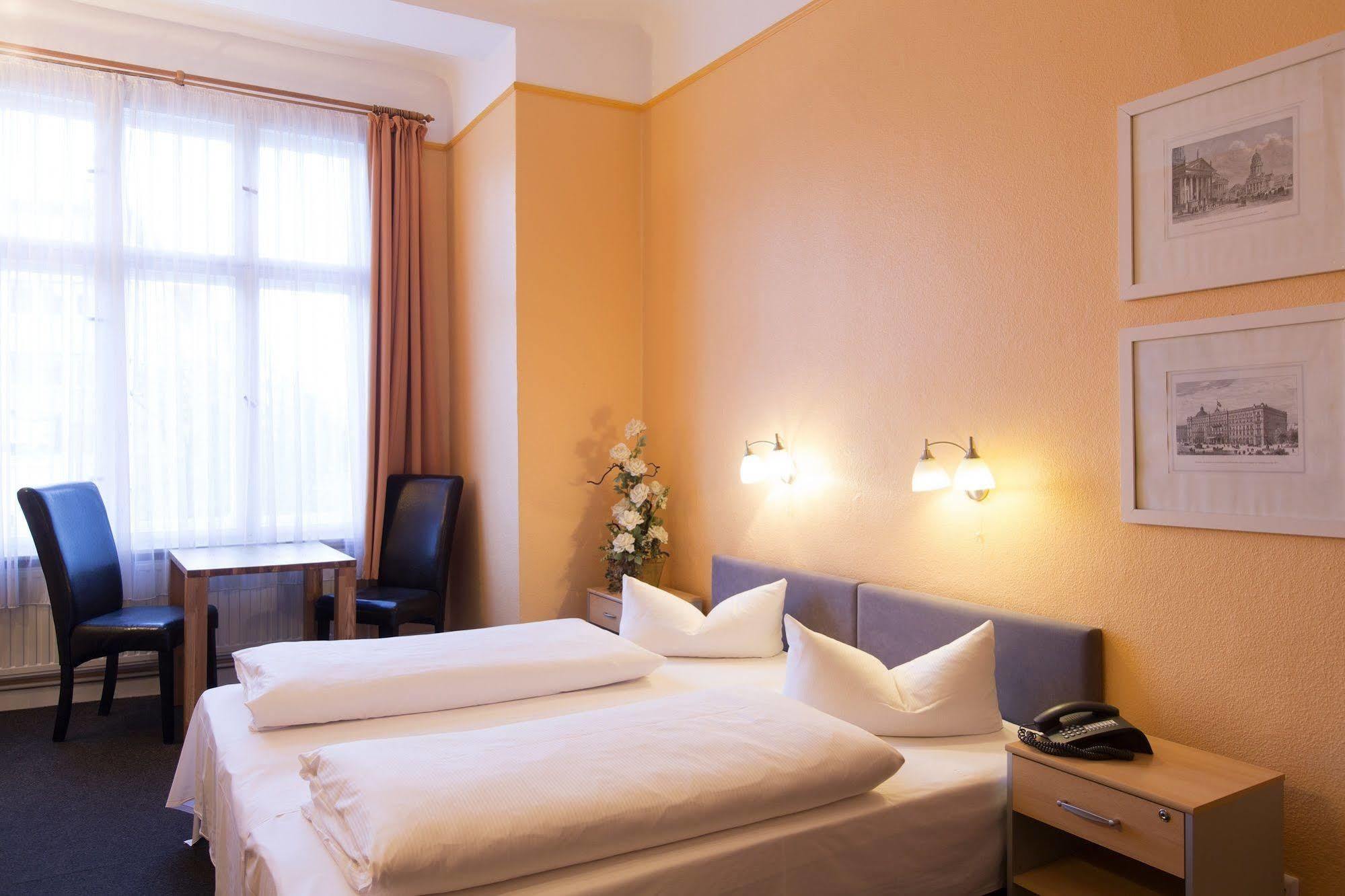 Hotel Am Hermannplatz Berlin Extérieur photo